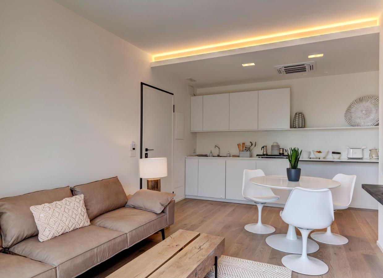 Arveskida Suite Apartment Cagliari Buitenkant foto