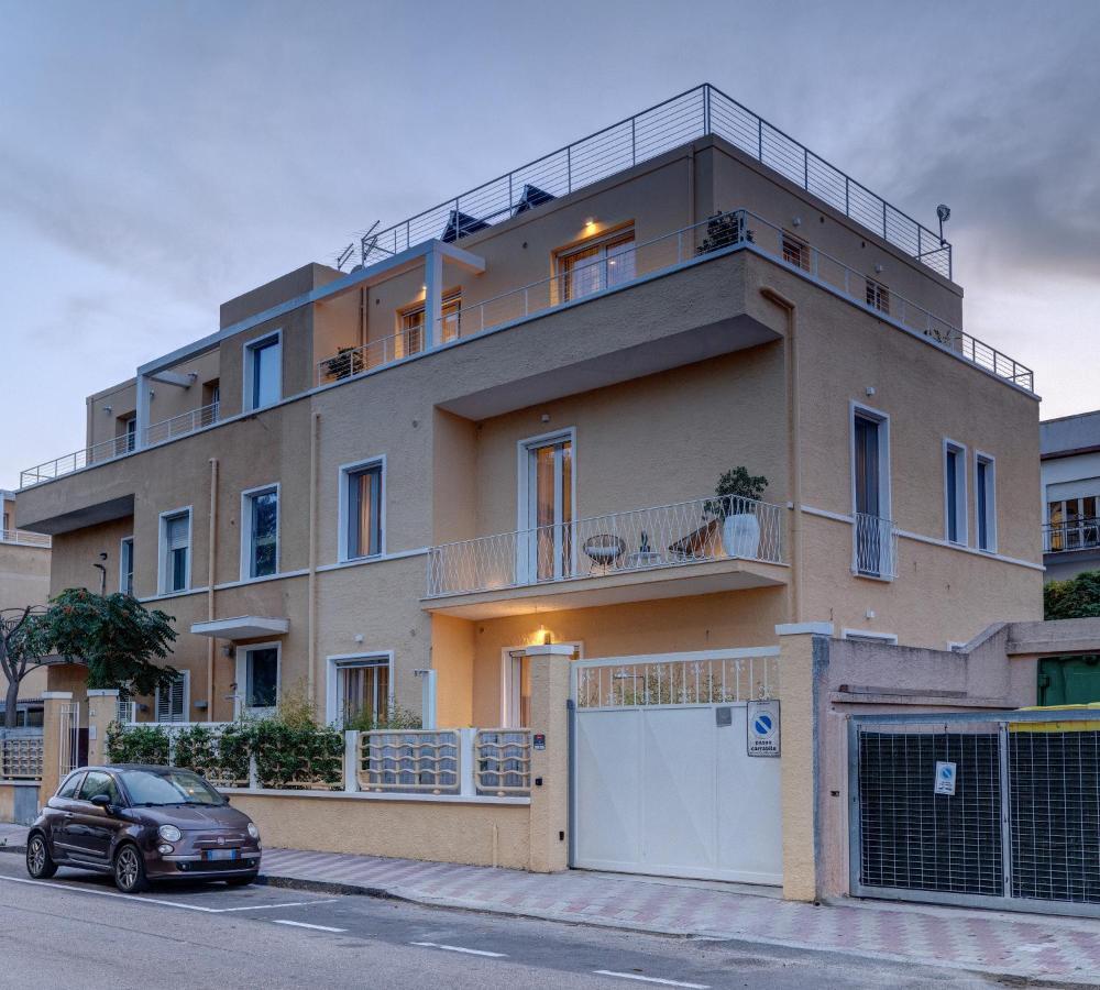 Arveskida Suite Apartment Cagliari Buitenkant foto