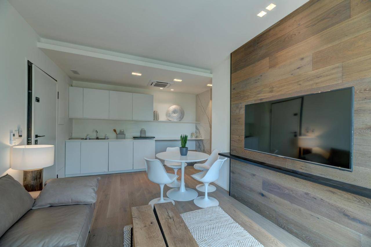 Arveskida Suite Apartment Cagliari Buitenkant foto